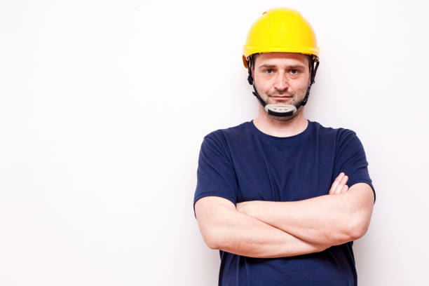 نقل كفالة عامل سلطنة عمان