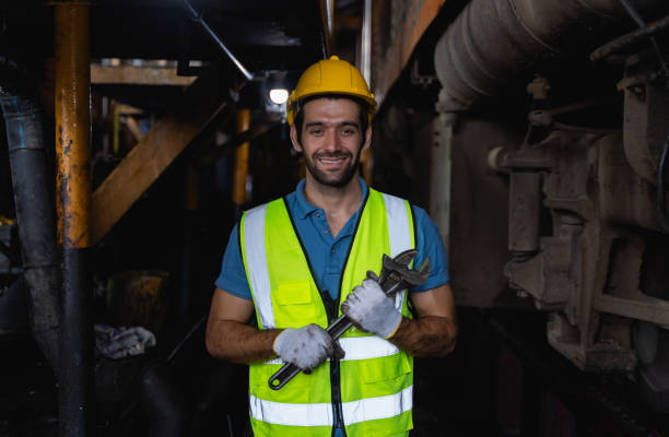 عامل للتنازل سلطنة عمان وظائف في سلطنة عمان شركات