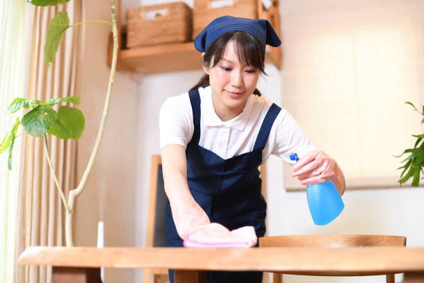 إعلان تنازل عن عاملة منزلية