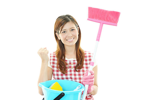 إعلان تنازل عن عاملة منزل