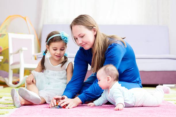 مربية أطفال منزلية