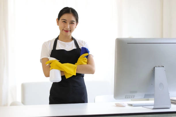 تكلفة استقدام خادمة في عمان Istockphoto 2040535462 612x612 1