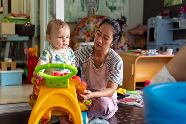 مربية اطفال فلبينية في صلالة