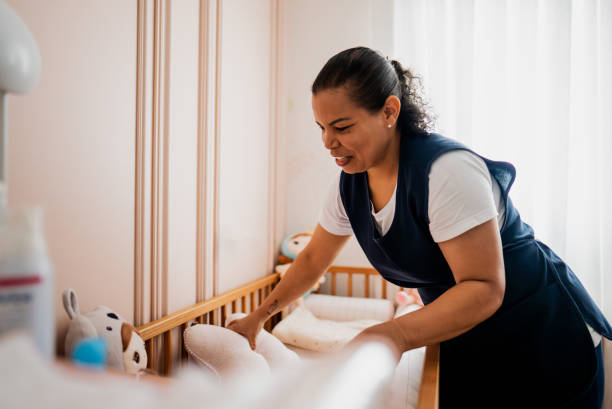 سعر مربية اطفال 