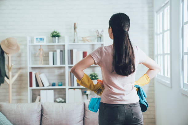 الفرق بين الطباخة المنزلية وخدمات الطعام الجاهز